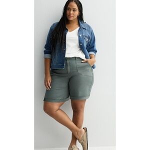 Sonoma Mid Rise Bermuda Shorts Gray Size 3X